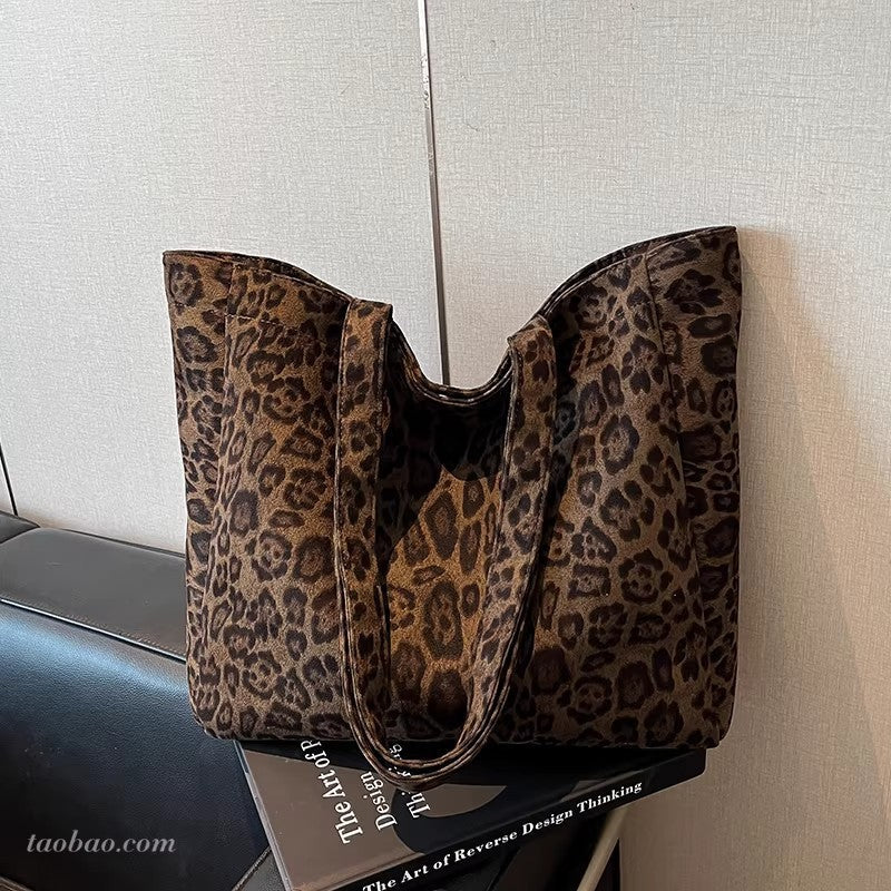 Designer-Handbag 
Maetiva