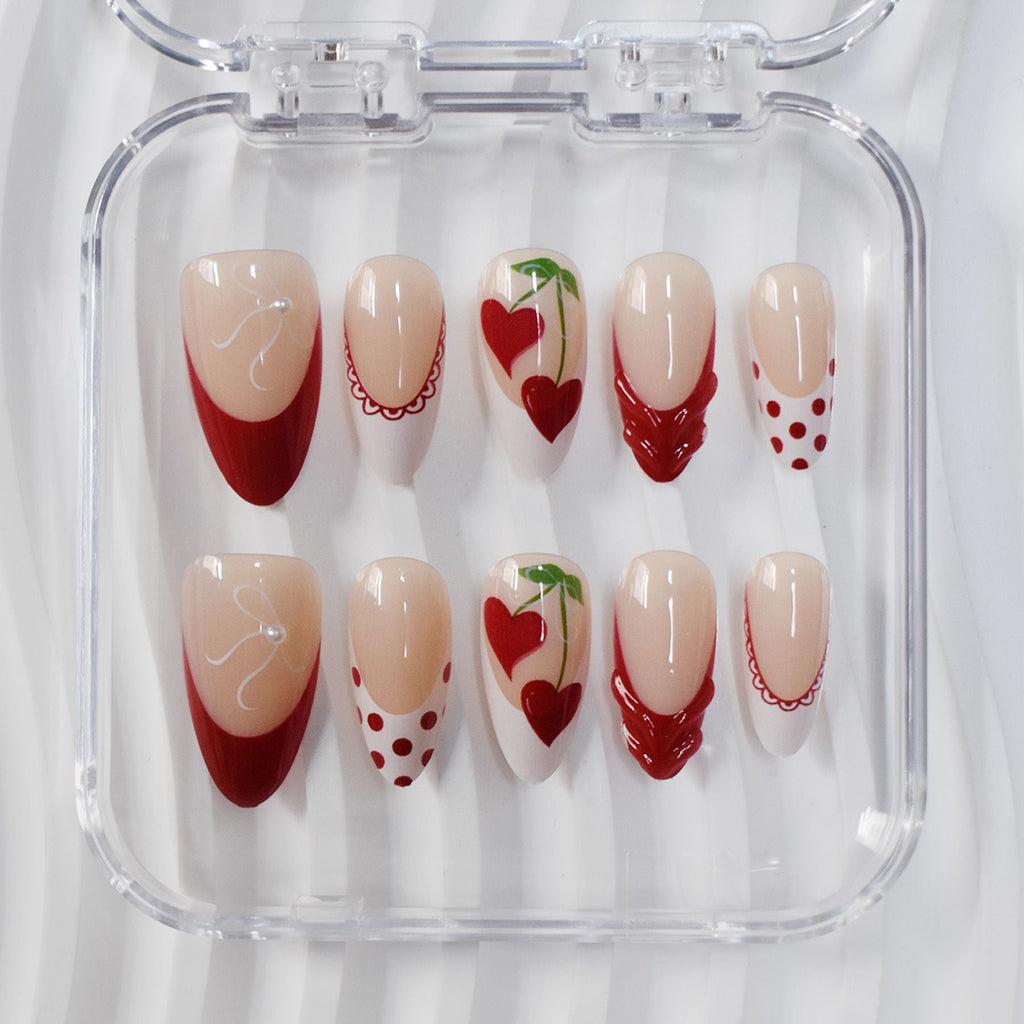 Artistic Nail Design 
Maetiva