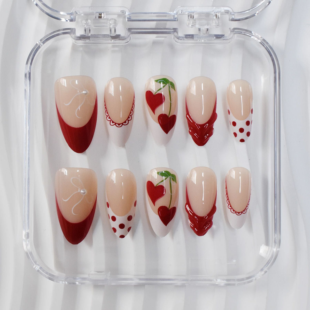 Artistic Nail Design 
Maetiva
