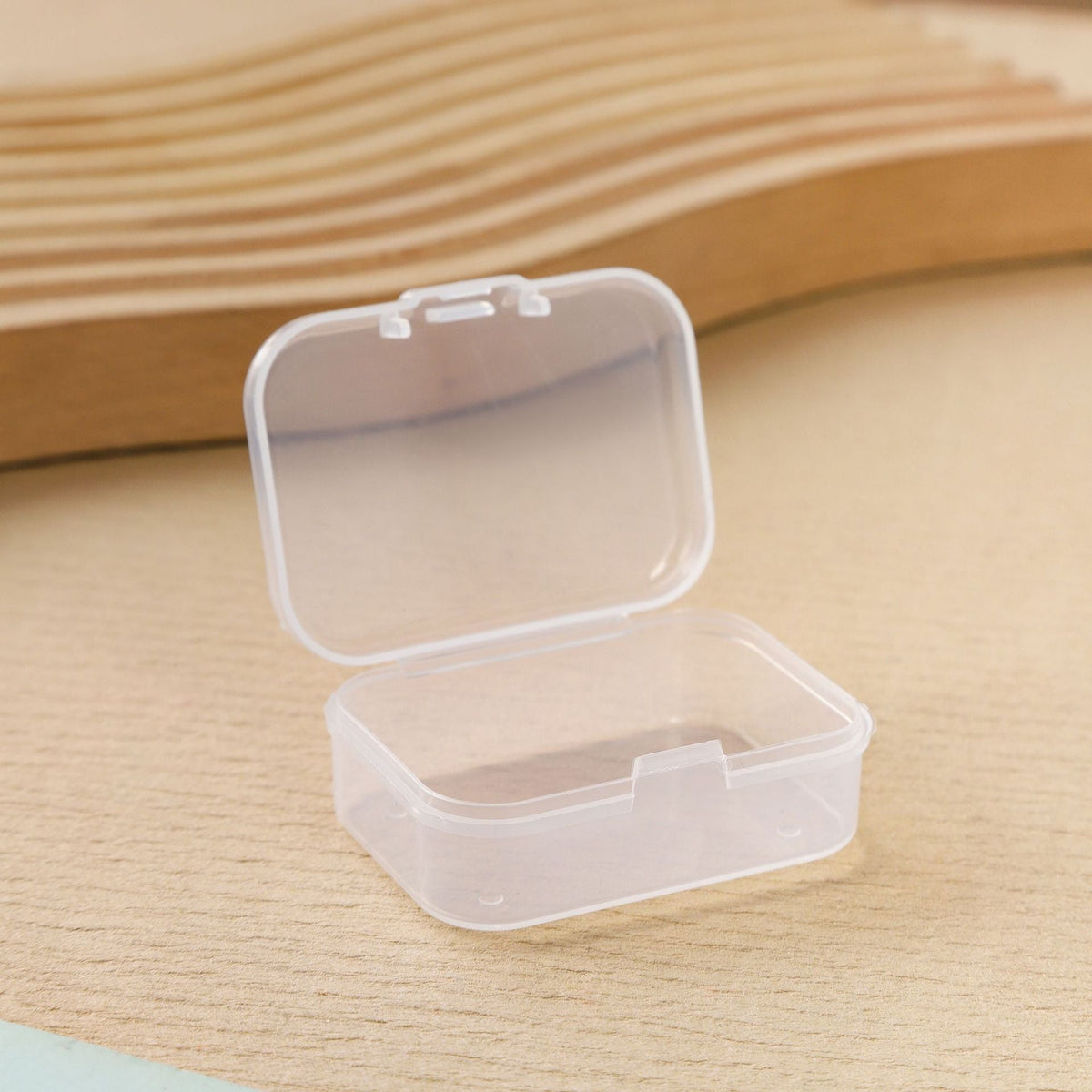 Mini Storage Container 
Maetiva