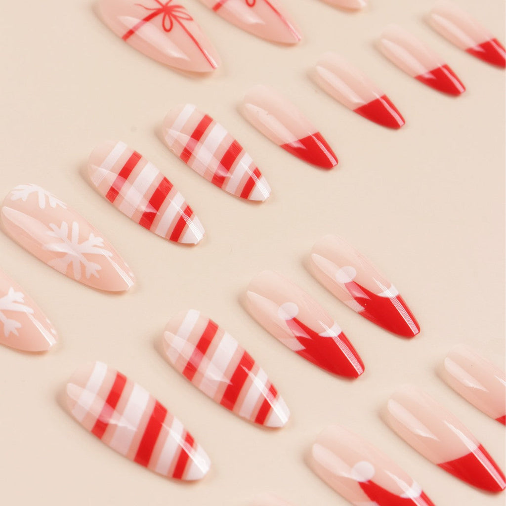Decorative Nail Art 
Maetiva