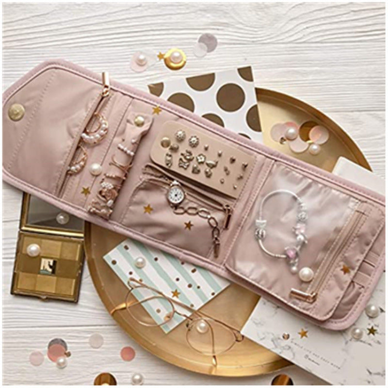 Elegant Jewelry Organizer 
Maetiva