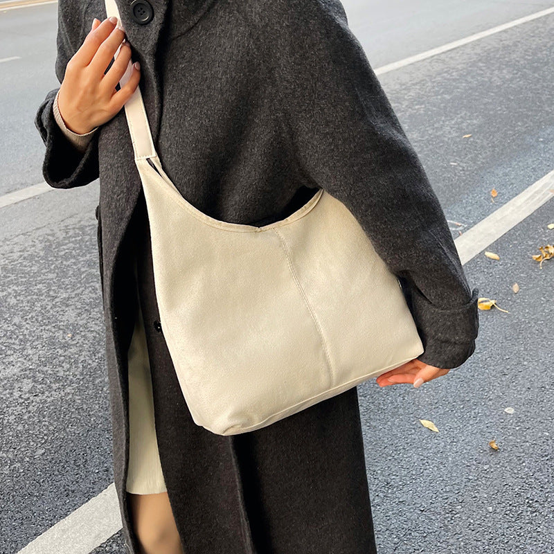 WoChic Suede Hobo Bag 
Maetiva