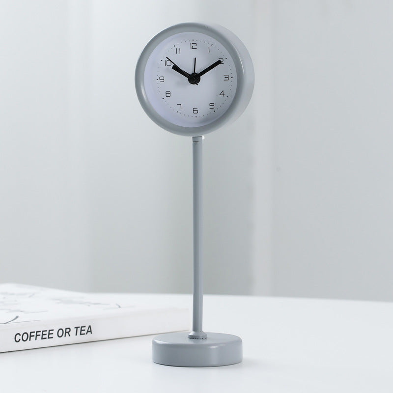 Table Clock in Modern Design 
Maetiva