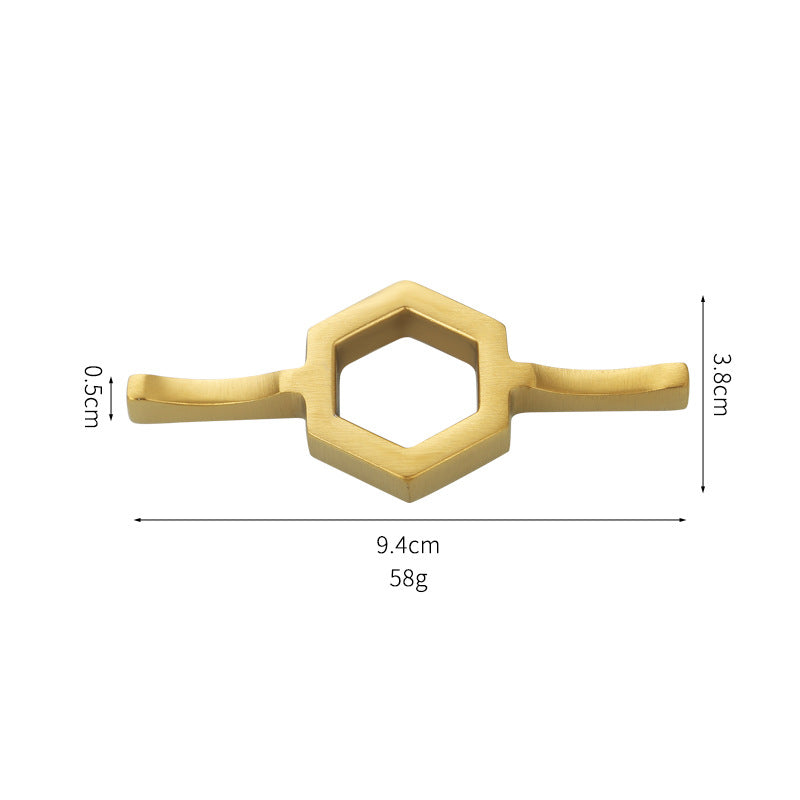 Creative and Stylish Serving Tongs 
Maetiva