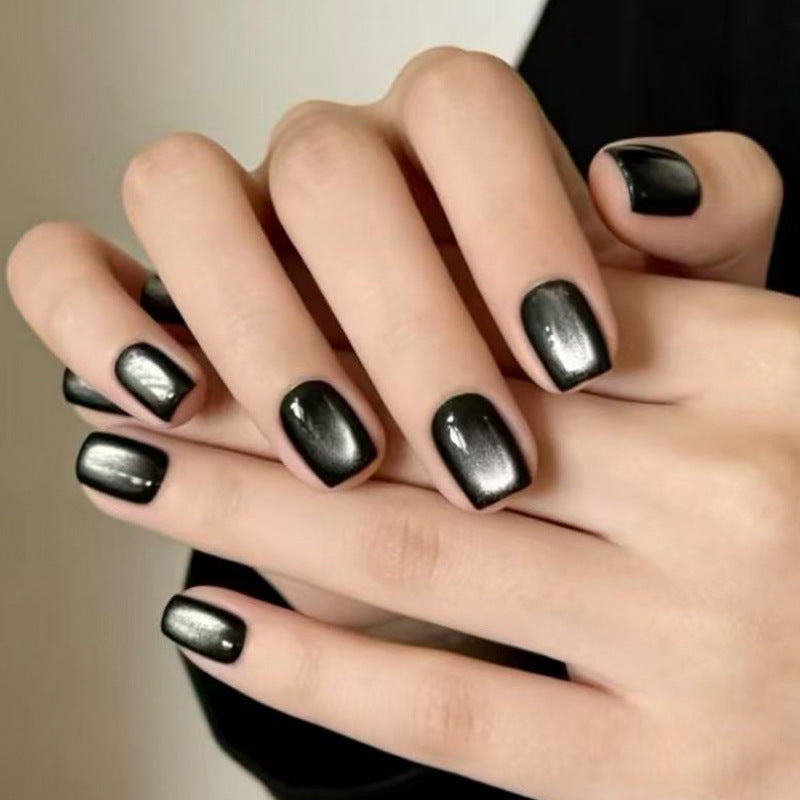 Stylish Press-On Nail Tips Set 
Maetiva