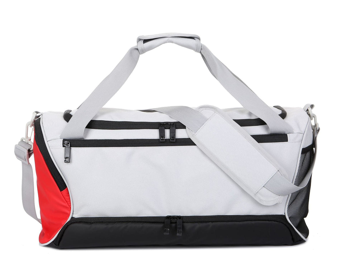 Men's multifunctional sports and travel bag with water-repellent material 
Maetiva