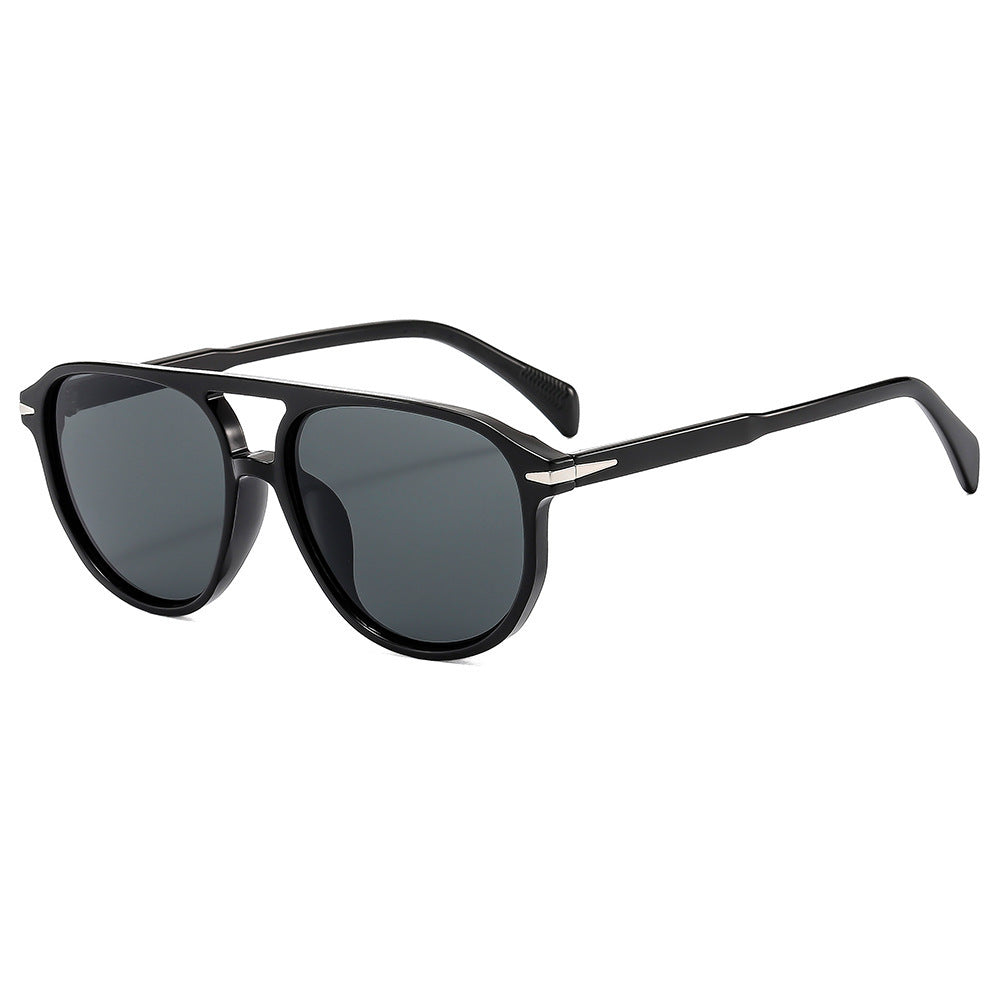 Fashionable Geometric Sunglasses 
Maetiva