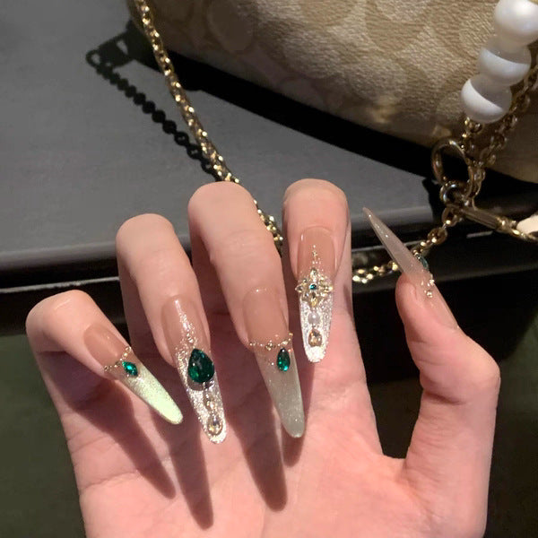 Luxury Crystal-Embellished Press-On Nails 
Maetiva