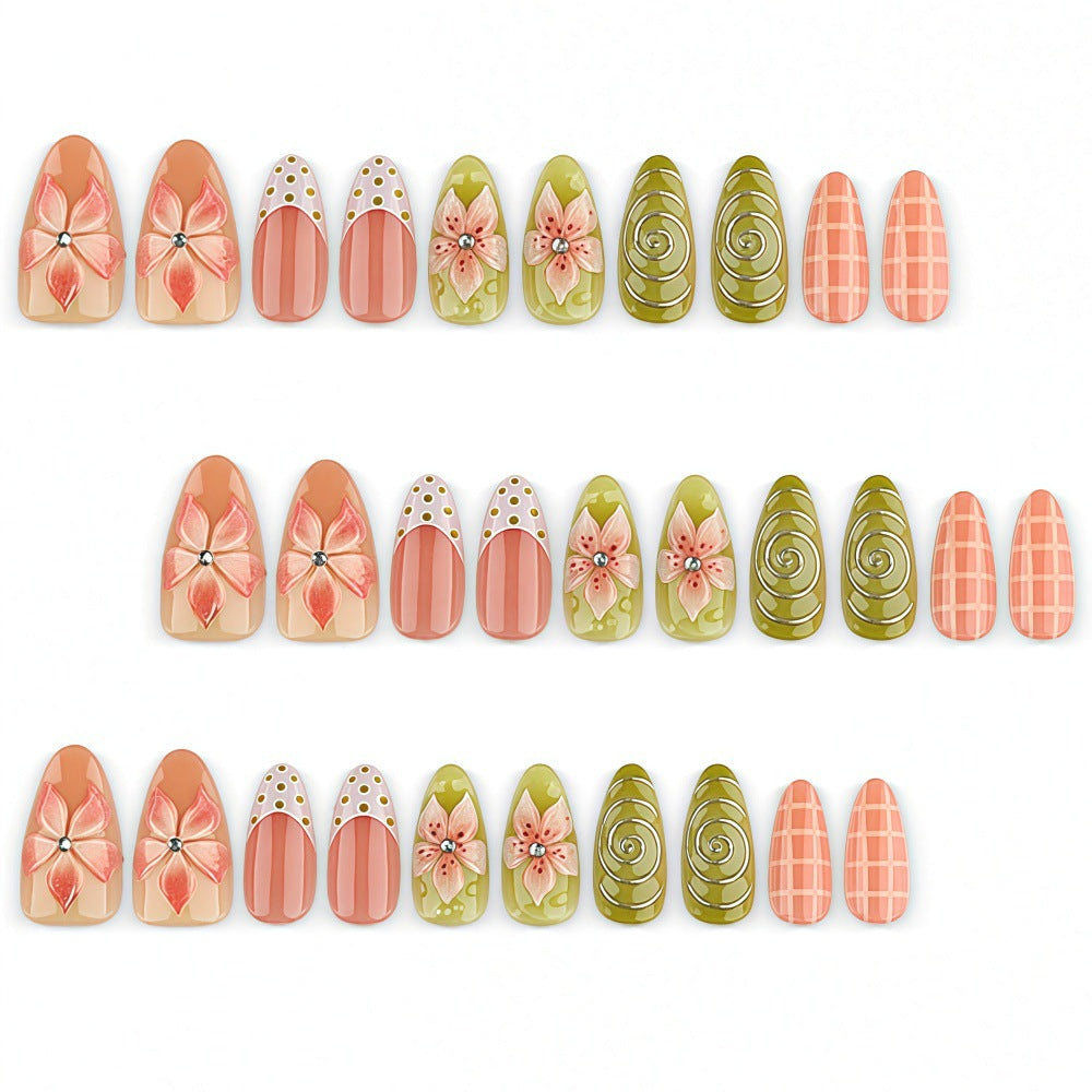 Artificial Nails in Floral Flower Design 
Maetiva