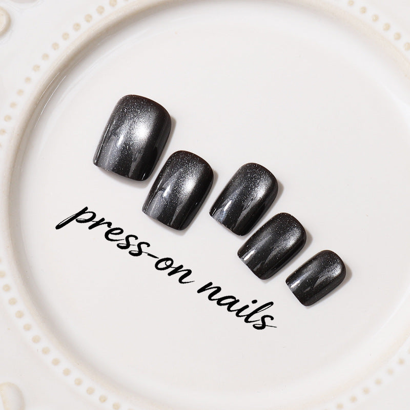 Stylish Press-On Nail Tips Set 
Maetiva