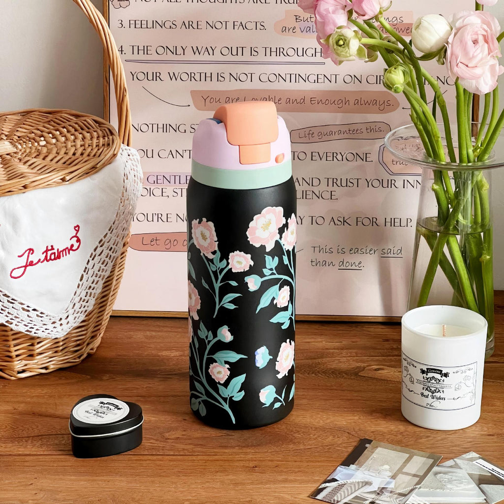 Ladies Insulated Water Bottle with Floral Design 
Maetiva