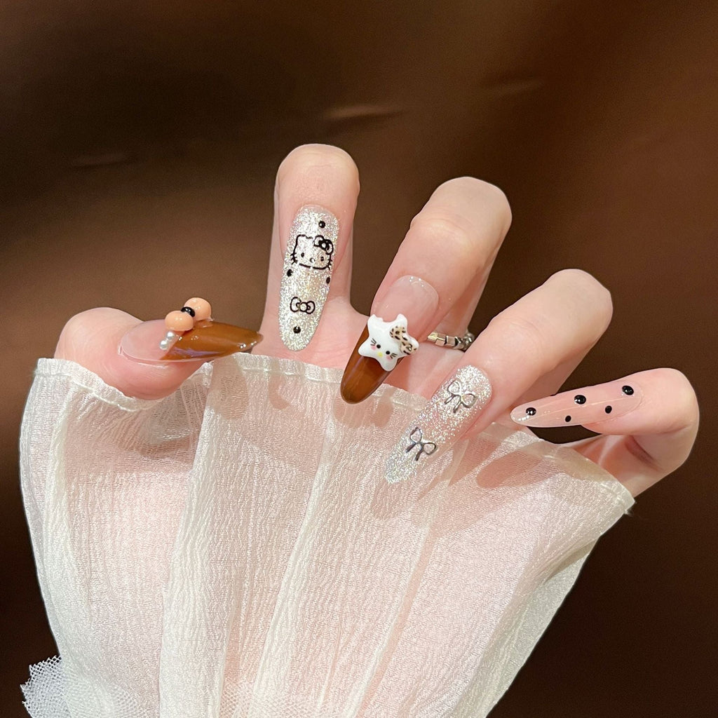 Decorative Nail Art Extensions 
Maetiva