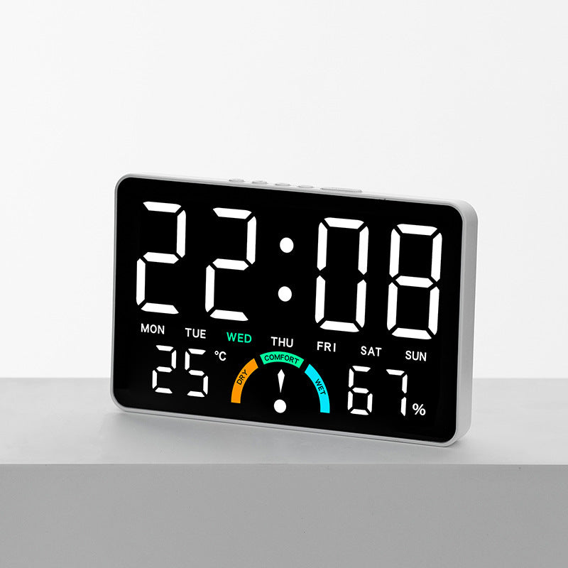 Digital watch with comprehensive weather display 
Maetiva