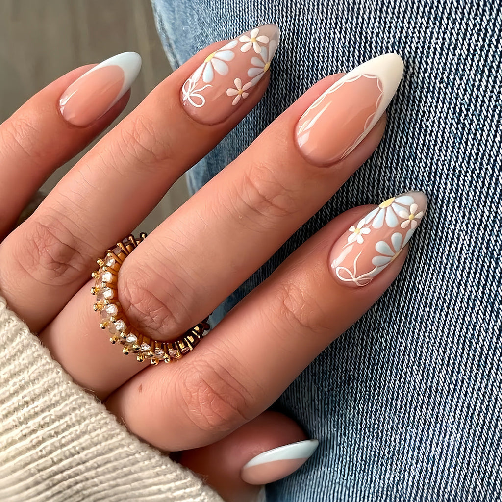 Floral Decorative Press-On Nails 
Maetiva