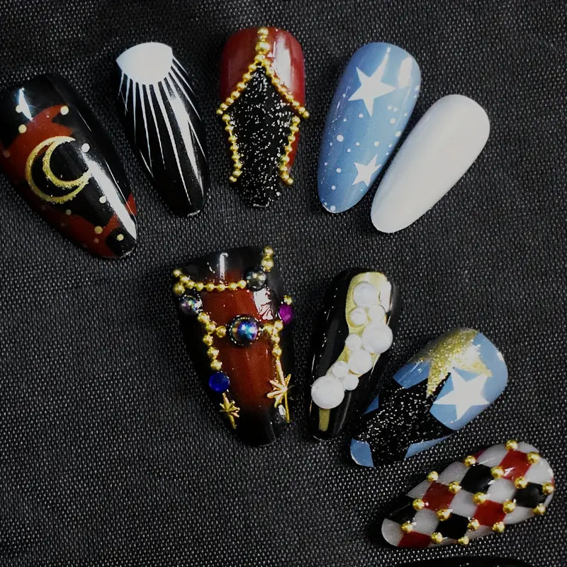 Artistic Nail Design 
Maetiva
