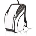 Sporty backpack with practical compartments and ergonomic design 
Maetiva