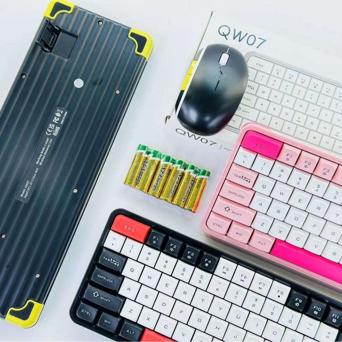 Wireless Compact Gaming Keyboard and Mouse Set 
Maetiva