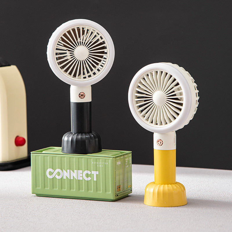 Compact Cooling Desk Fan 
Maetiva