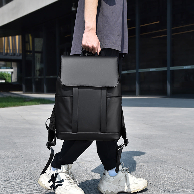 Modern Minimalist Backpack 
Maetiva