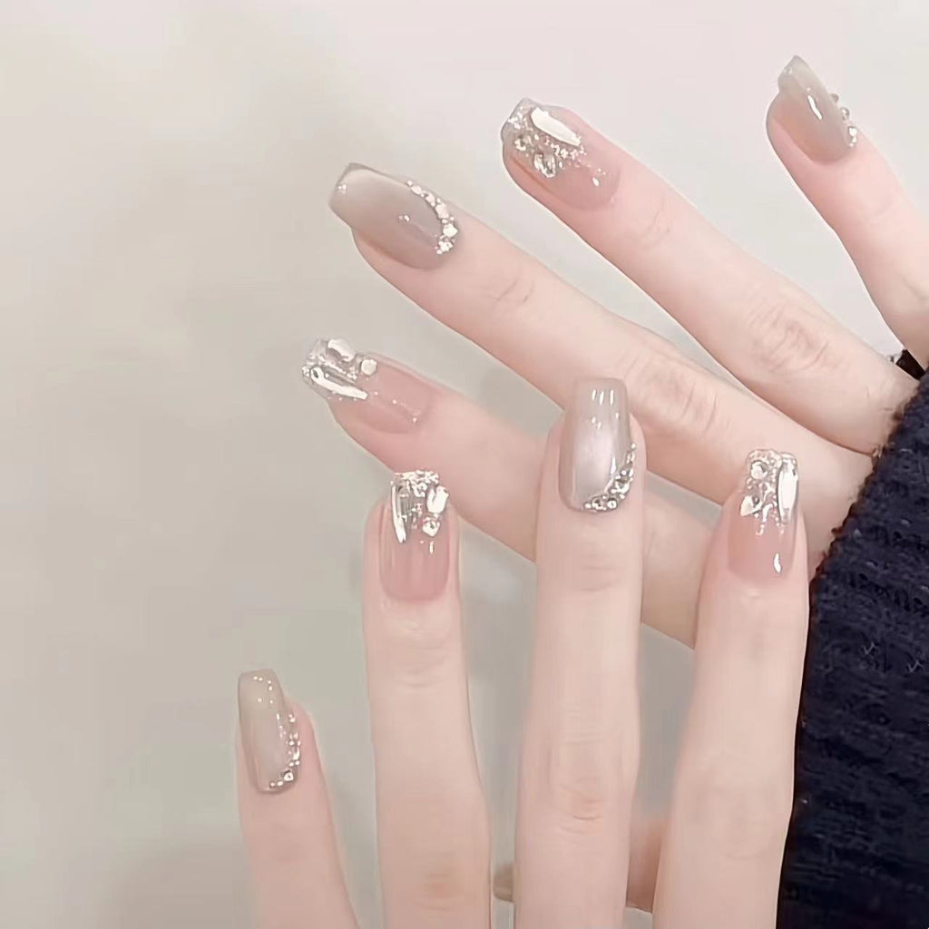 Premium Nail Art Extension Set 
Maetiva