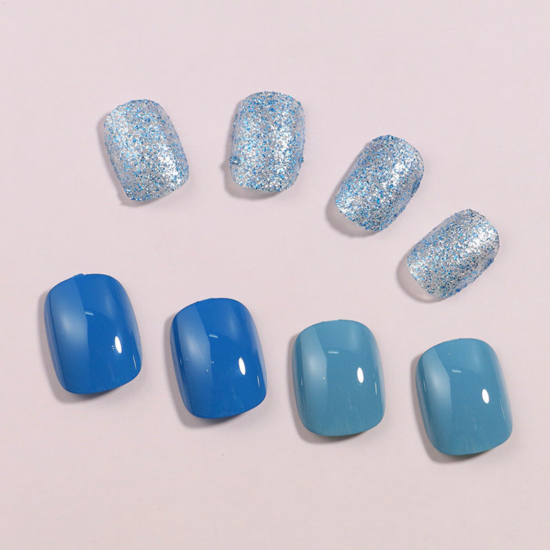 Artistic Press-On Nail Set with Sparkling Glitter Effect 
Maetiva