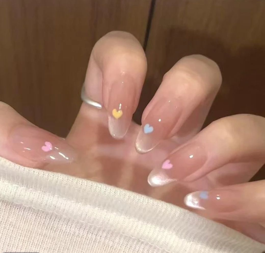 Ombre Glossy Press-On Nail Extensions 
Maetiva