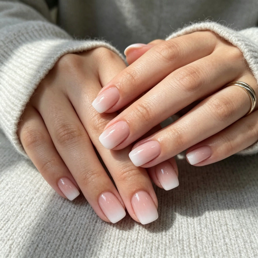 Gradient Ombre Press-On Nails 
Maetiva