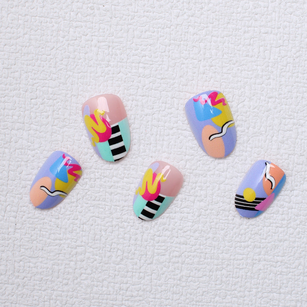 Artistic Patterned Press-On Nails 
Maetiva