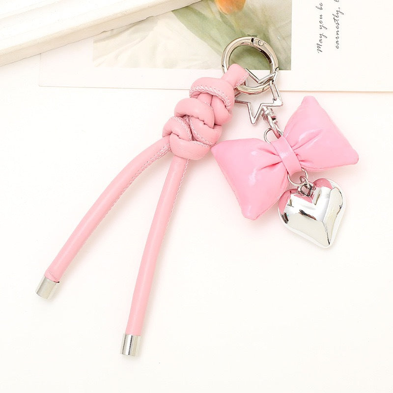 Fashionable Bow and Heart Keychain 
Maetiva