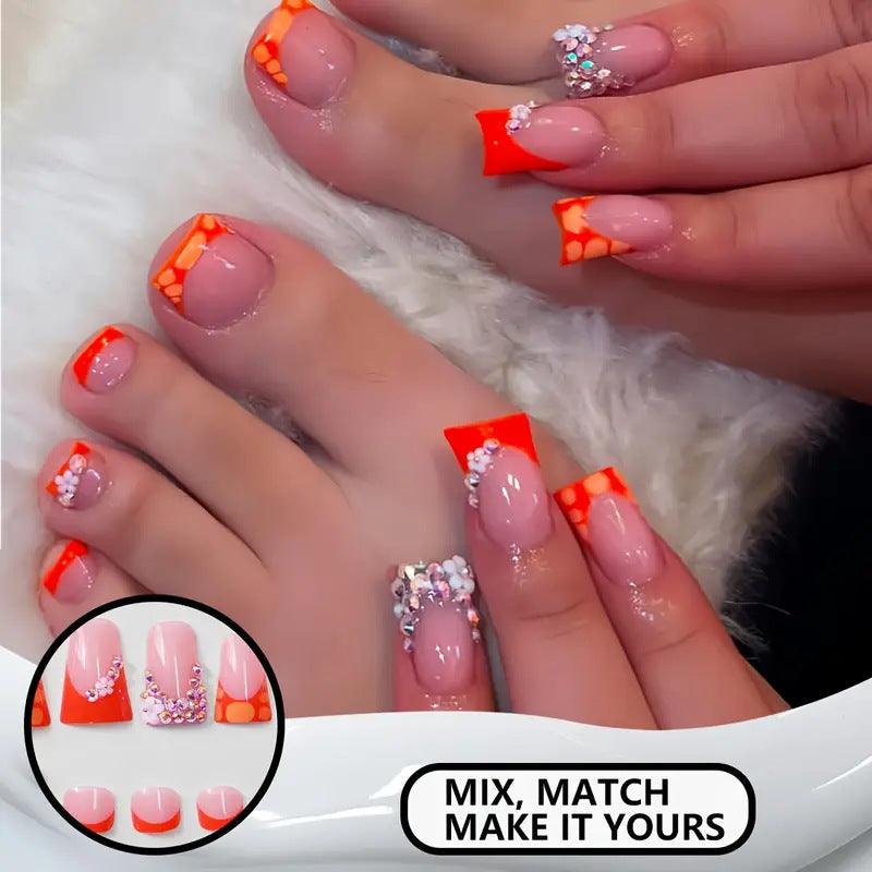 Artistic Floral-Inspired Press-On Nail Set 
Maetiva