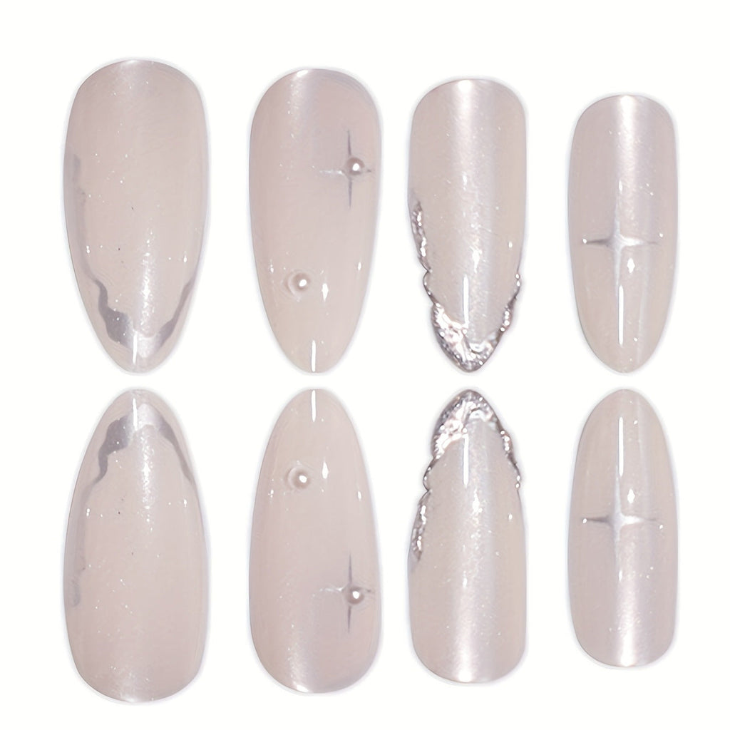 Elegant Press-On Nail Art with Floral Accents 
Maetiva