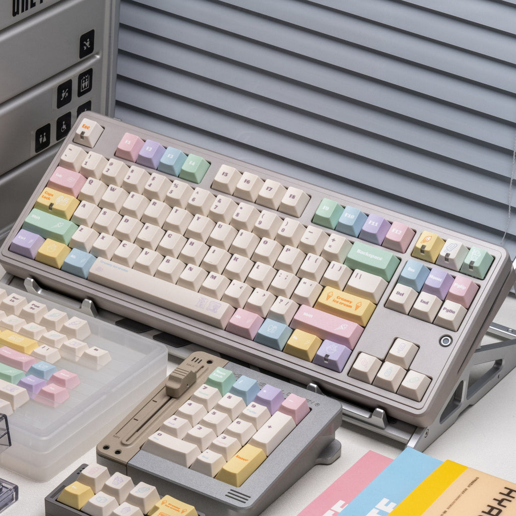 Mechanical Gaming Keyboard 
Maetiva