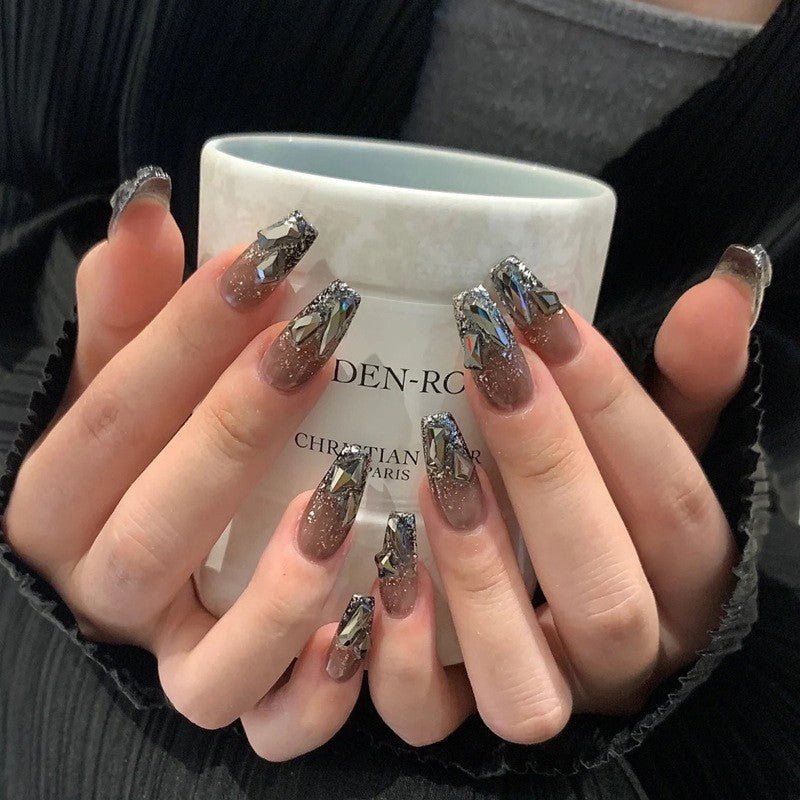 Nail Design Set 
Maetiva