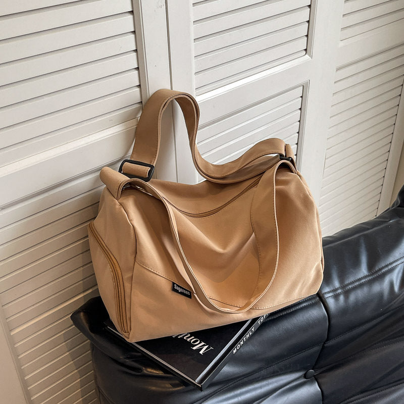 Women's Sporty Shoulder Bag 
Maetiva