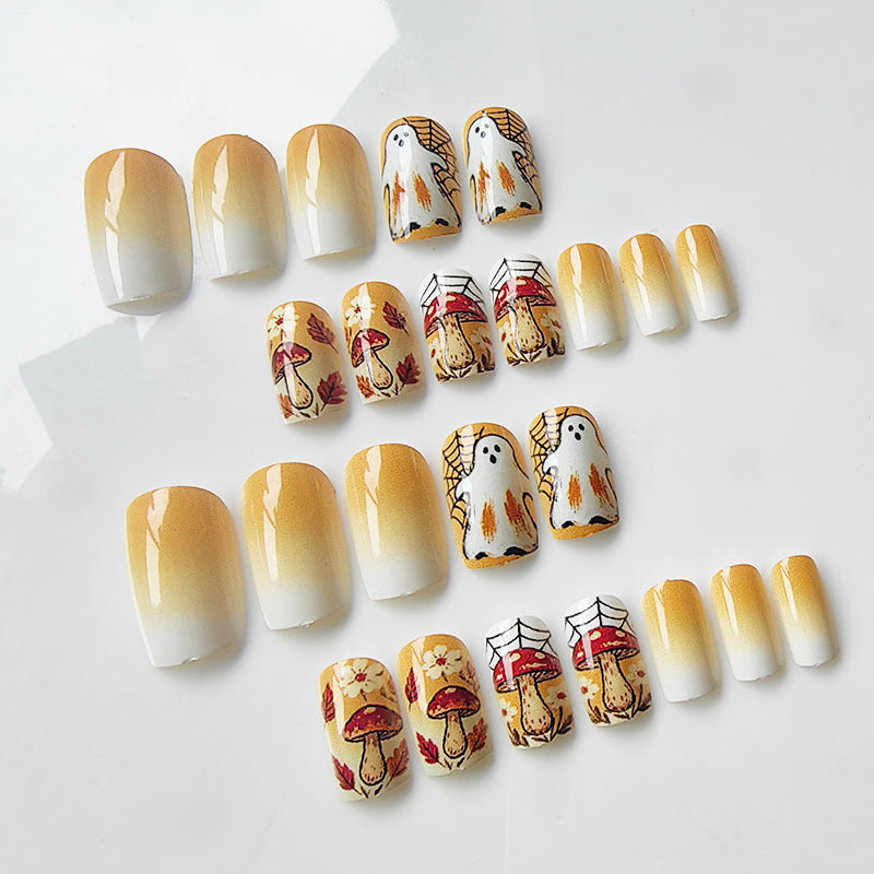 Artificial nails in Halloween design 
Maetiva