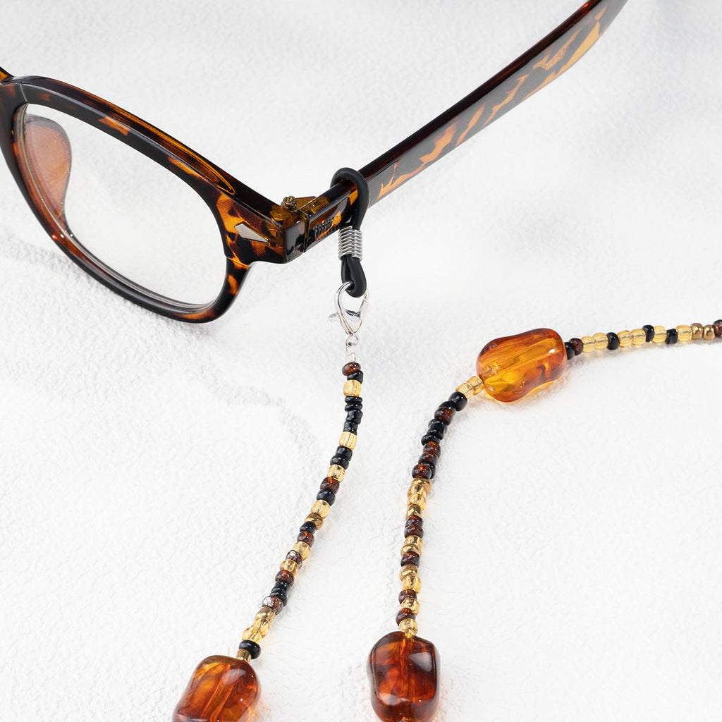 Decorative Eyewear Retainer Chain 
Maetiva