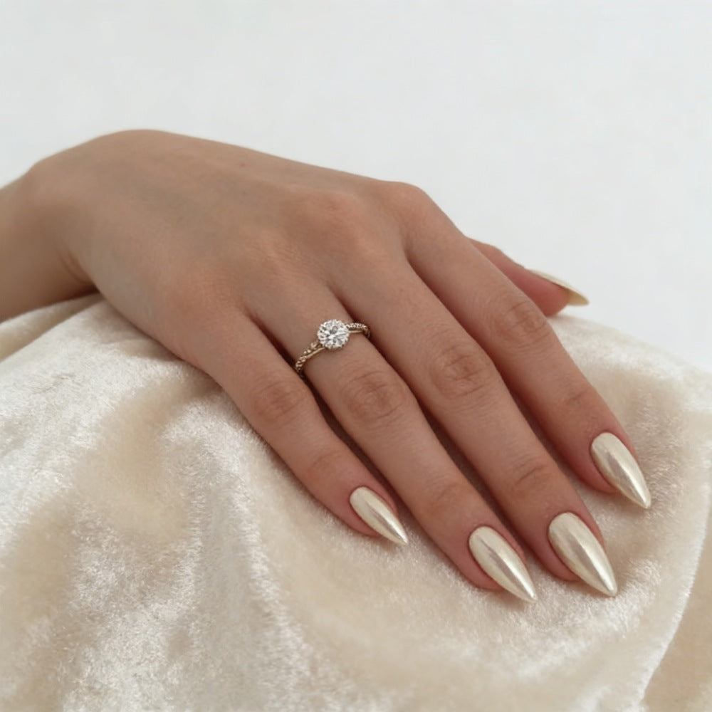 Premium Stiletto-Shaped Press-On Nails 
Maetiva