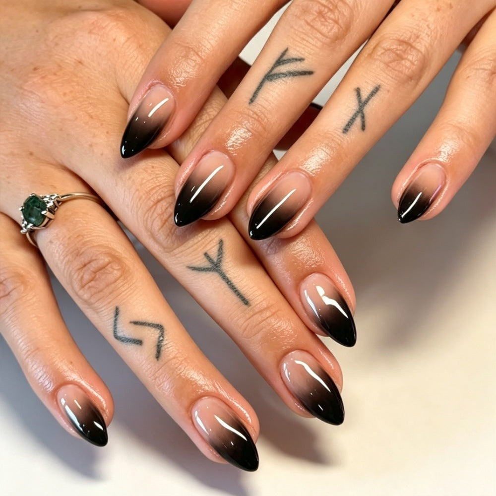 Artificial nails with modern night motif 
Maetiva