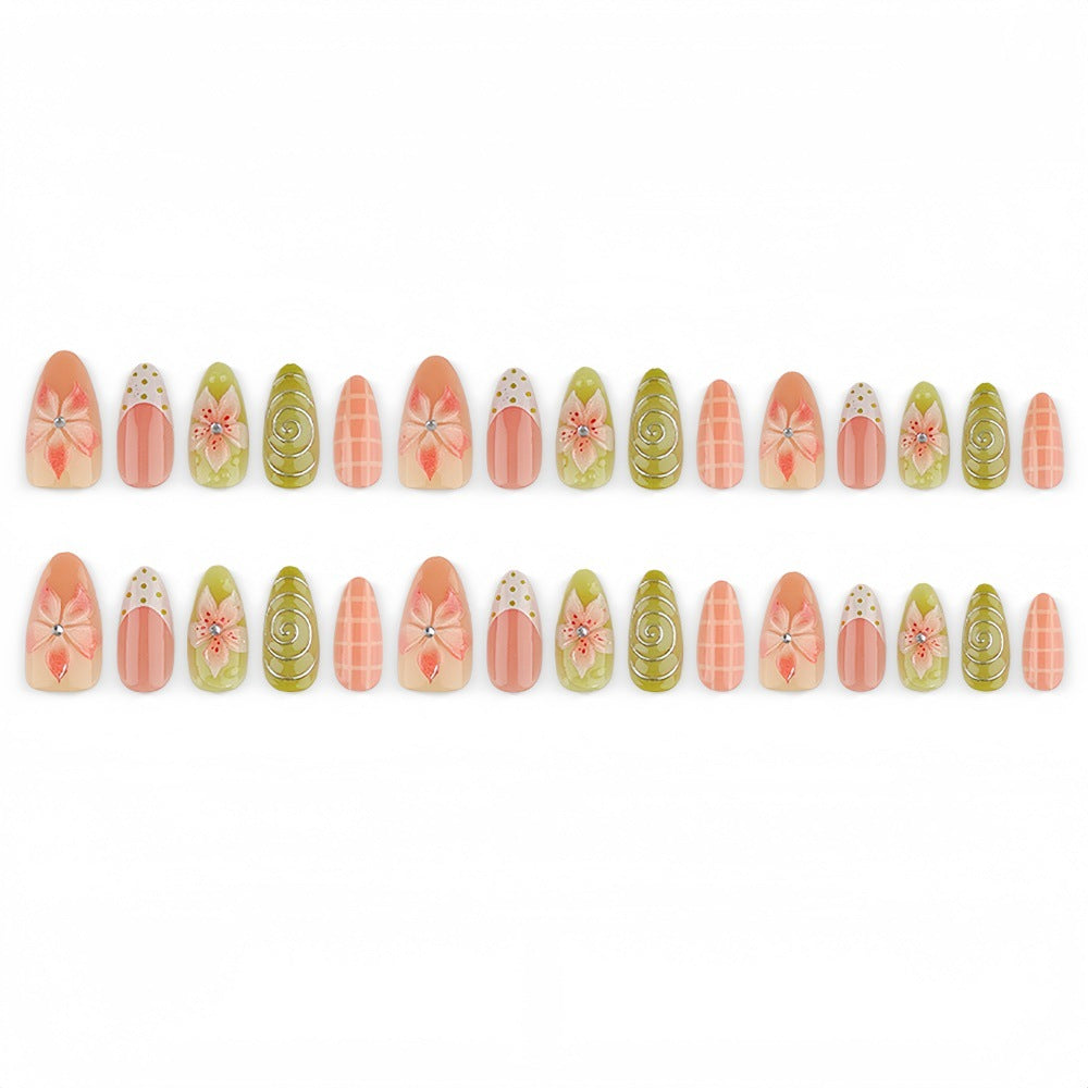 Artificial Nails in Floral Flower Design 
Maetiva