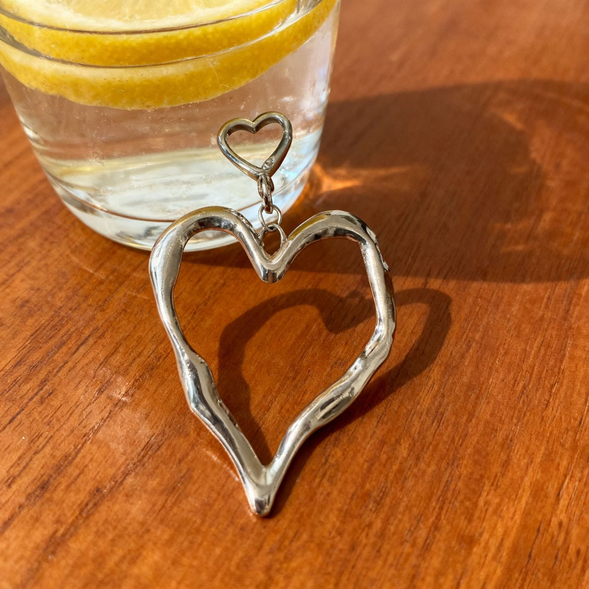 Heart-Shaped Keychain Holder 
Maetiva