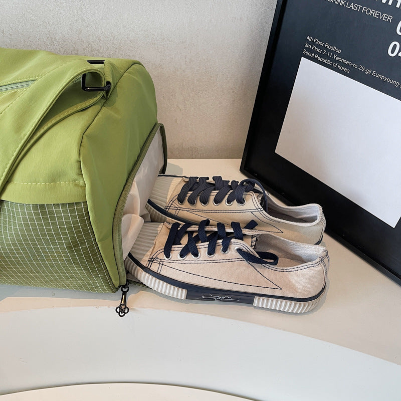 Versatile Sports Travel Duffle Bag 
Maetiva