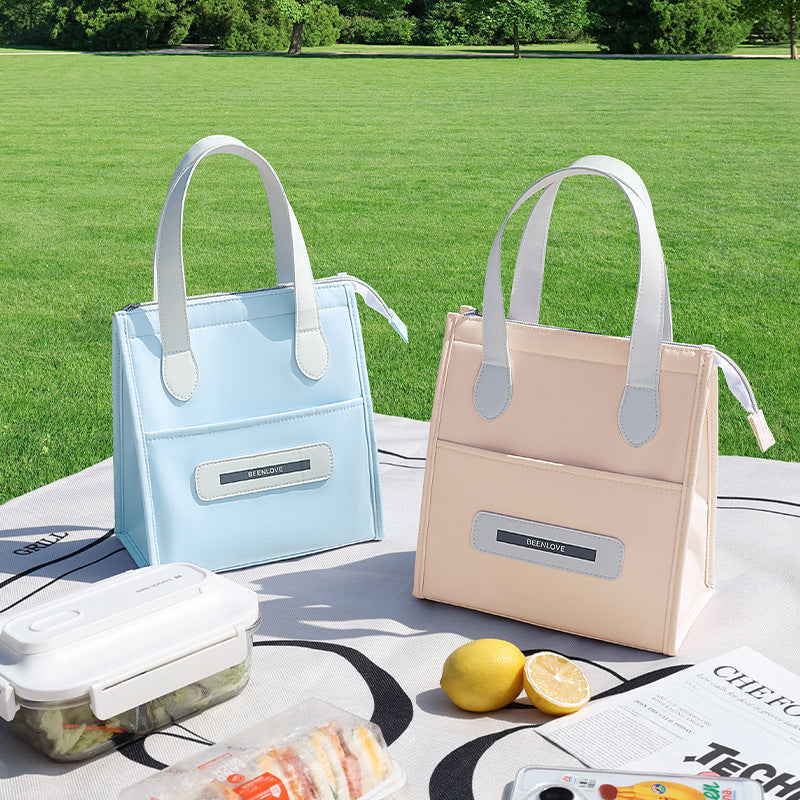 Structured Insulated Lunch Bag 
Maetiva