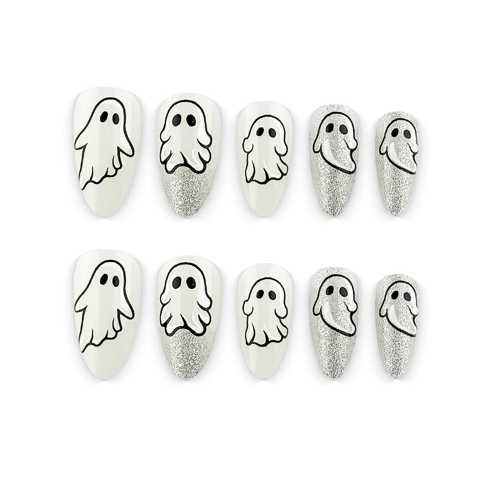 Creative Ghost Design Nail Art 
Maetiva