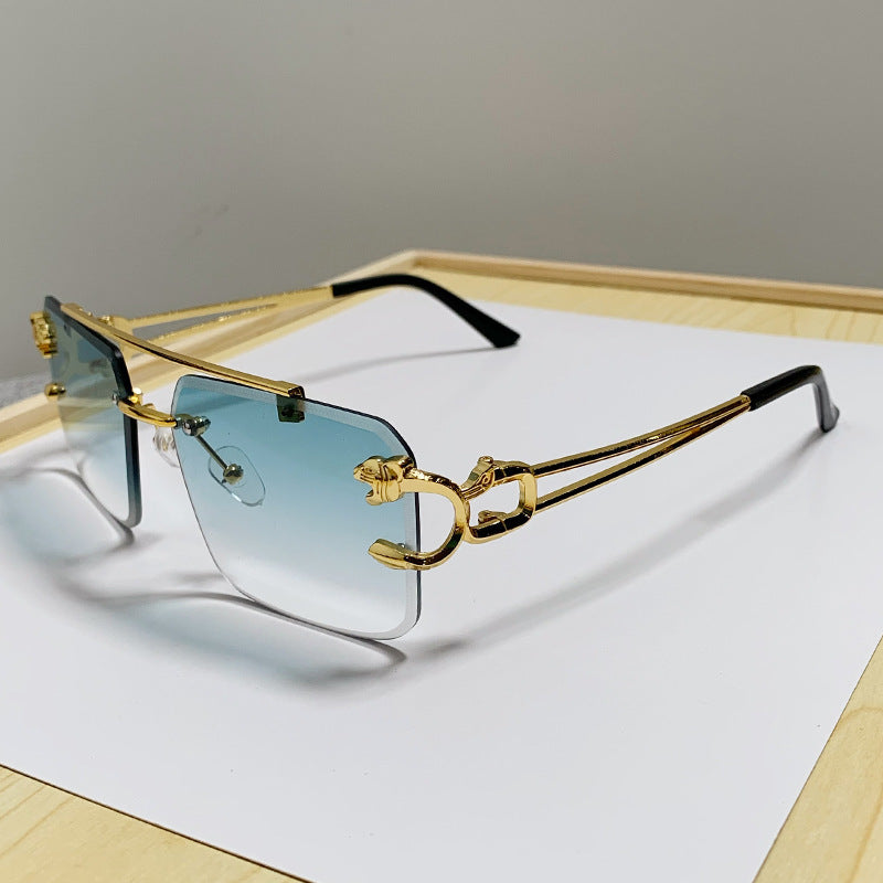 Men's Statement Geometric Eyewear 
Maetiva