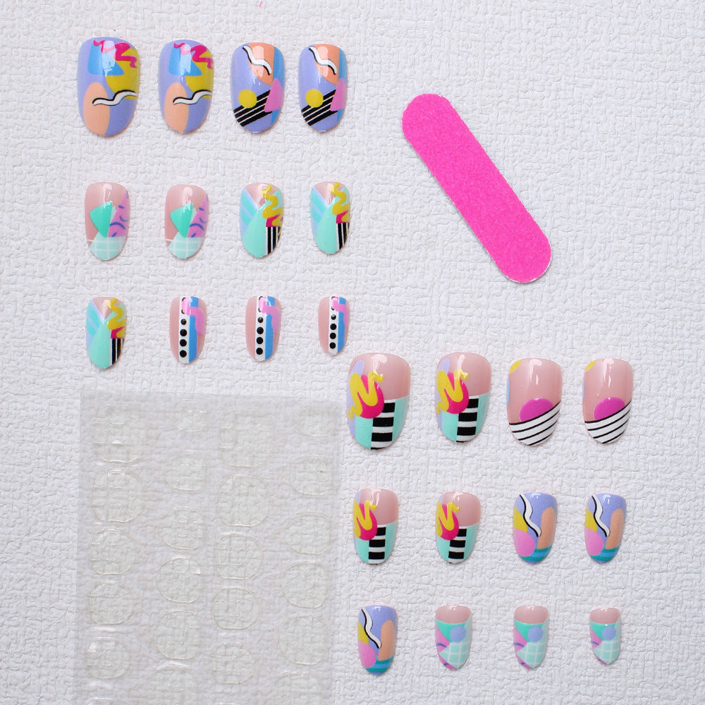 Artistic Patterned Press-On Nails 
Maetiva