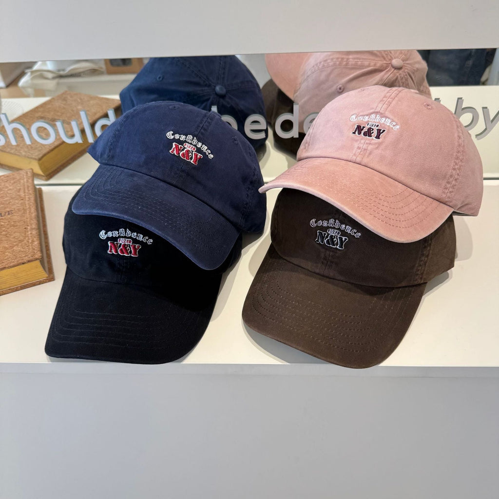Women's Embroidered Cotton Baseball Cap 
Maetiva
