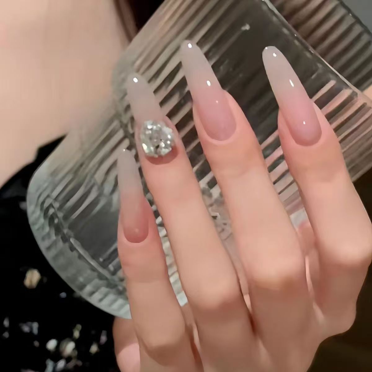 Ombre Glossy Press-On Nail Extensions 
Maetiva