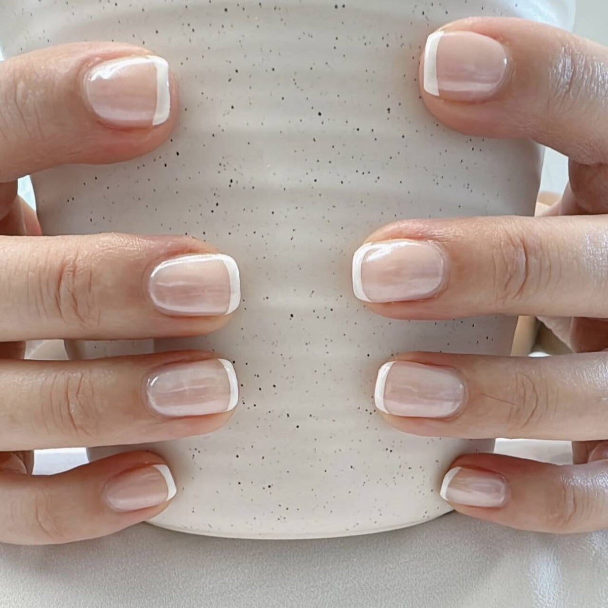 French Tip Press-On Nails 
Maetiva