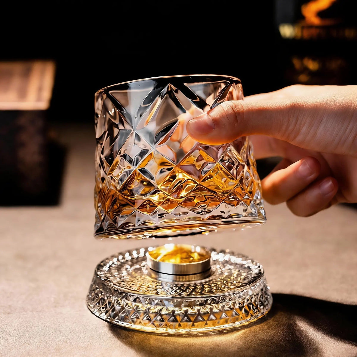 Whiskey Glass — Spinning, Crystal, Elegant, Unique, Modern, Luxury